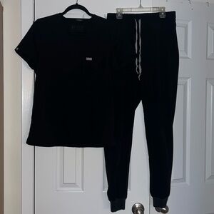 Black figs scrub set